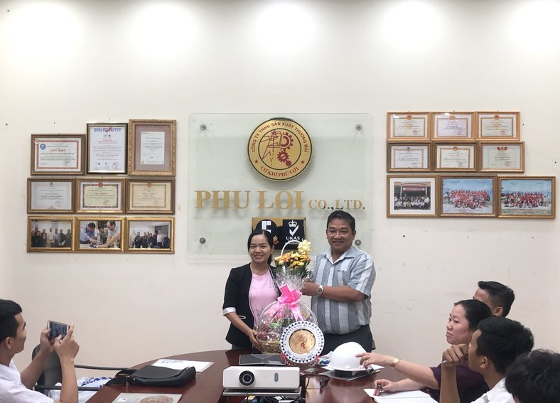 Tổ chức thăm quan Công Ty